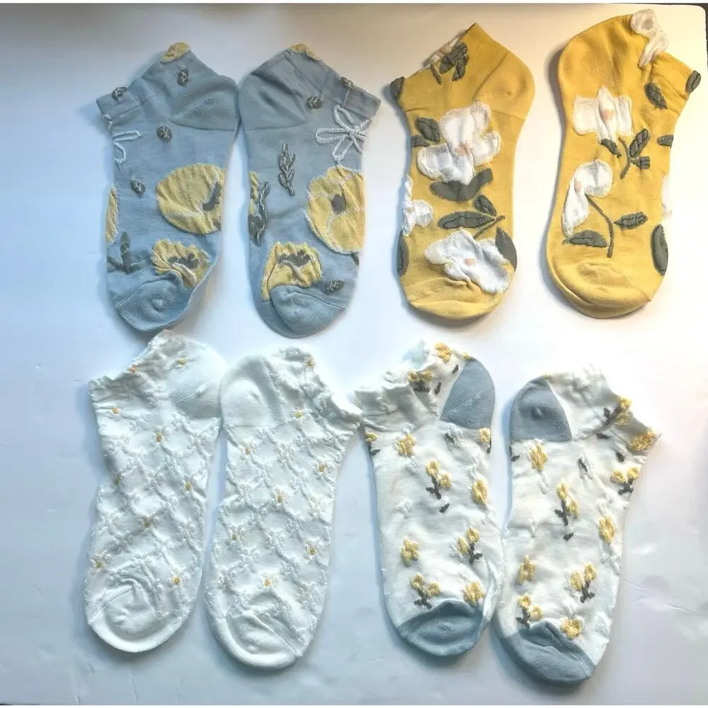 NEW Bundle of 4‎ Blue White Yellow Embroidered Floral Breathable Ankle Socks M/L